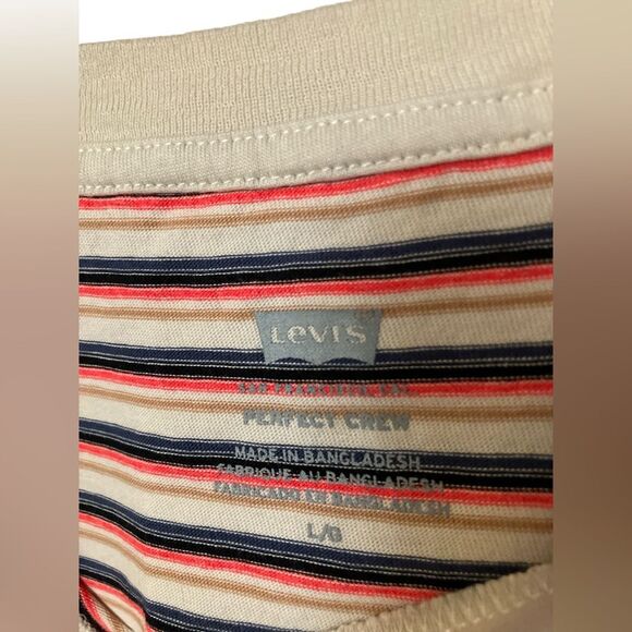 Trio of T’s! Lot of 3 T Shirts Size L - Picture 9 of 10